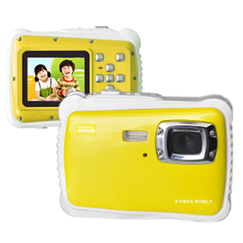 写真を撮るC 6子供のデカルカメラはフルードを持っています。防水旅行のハビビィです。诞生日プランは黄色+16 G高速カードです。